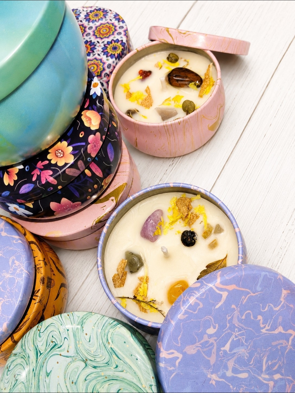 7 Soy Scented Tin Candles With Natural Stones Amethyst Quartz Tiger Eye Agates